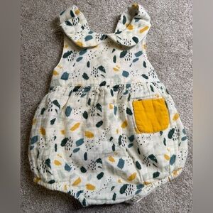 Viverano Organic Cotton Muslin Bubble Romper 0-3M Cross Back EUC